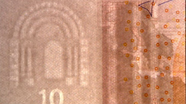 10 eurų vandens ženklas iš arti