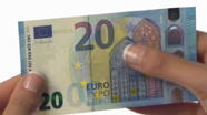 20 eurų nauji banknotai su nelygiu paviršiumi Nr. 5