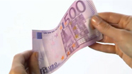 500 eurų banknotas turi šiugždėti