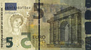 5eur vandens ženklas prieš šviesą
