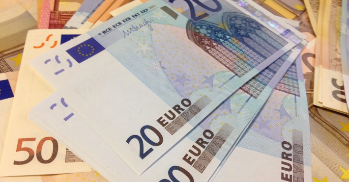 Euro zona, defliacija, infliacija