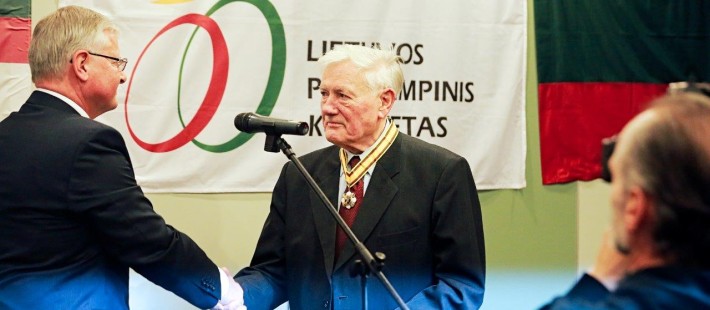 Valdas Adamkus